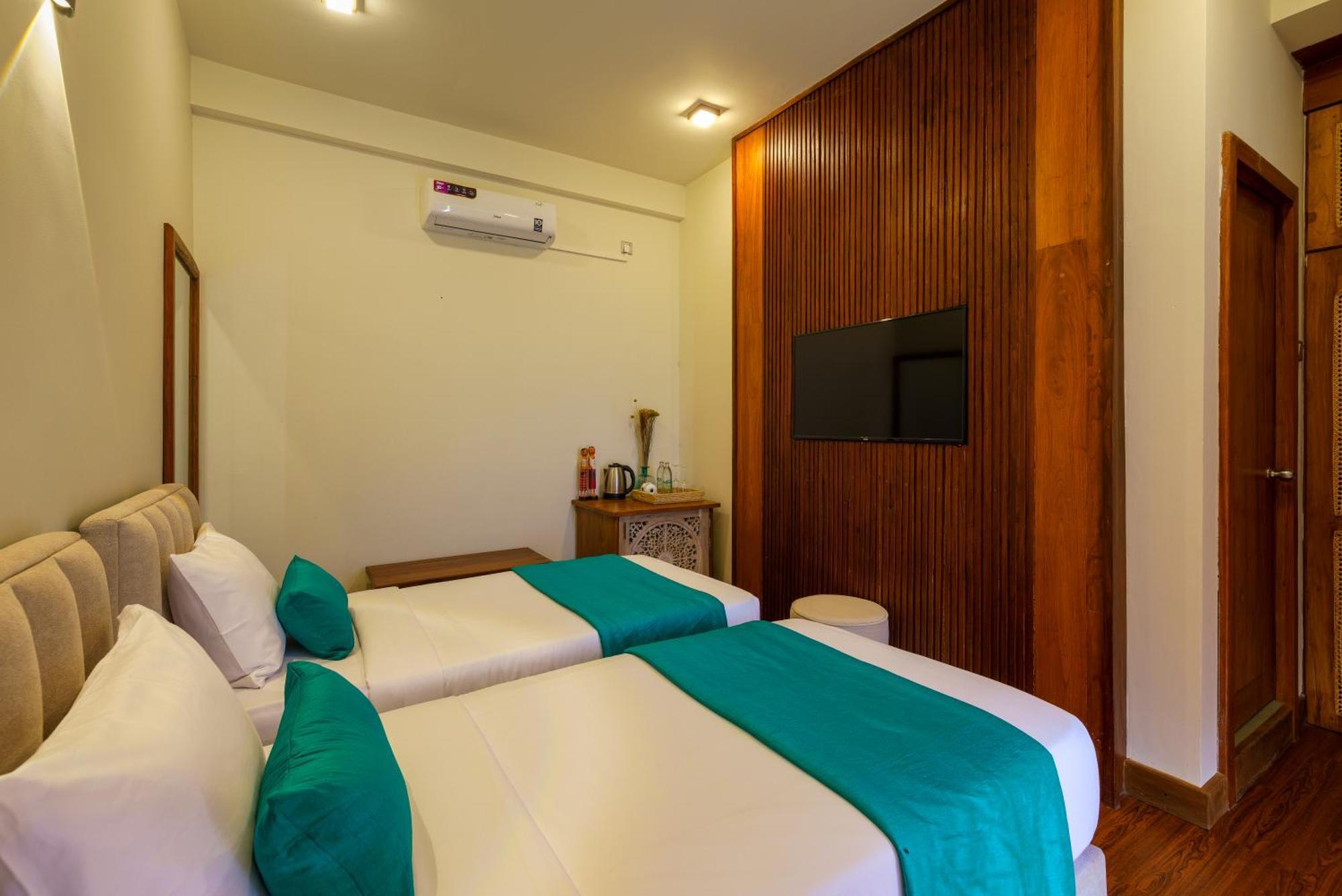 Majentra Ella Hotel Szoba fotó